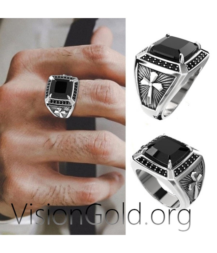 Bague Signet pour homme avec croix et pierres noires 0566