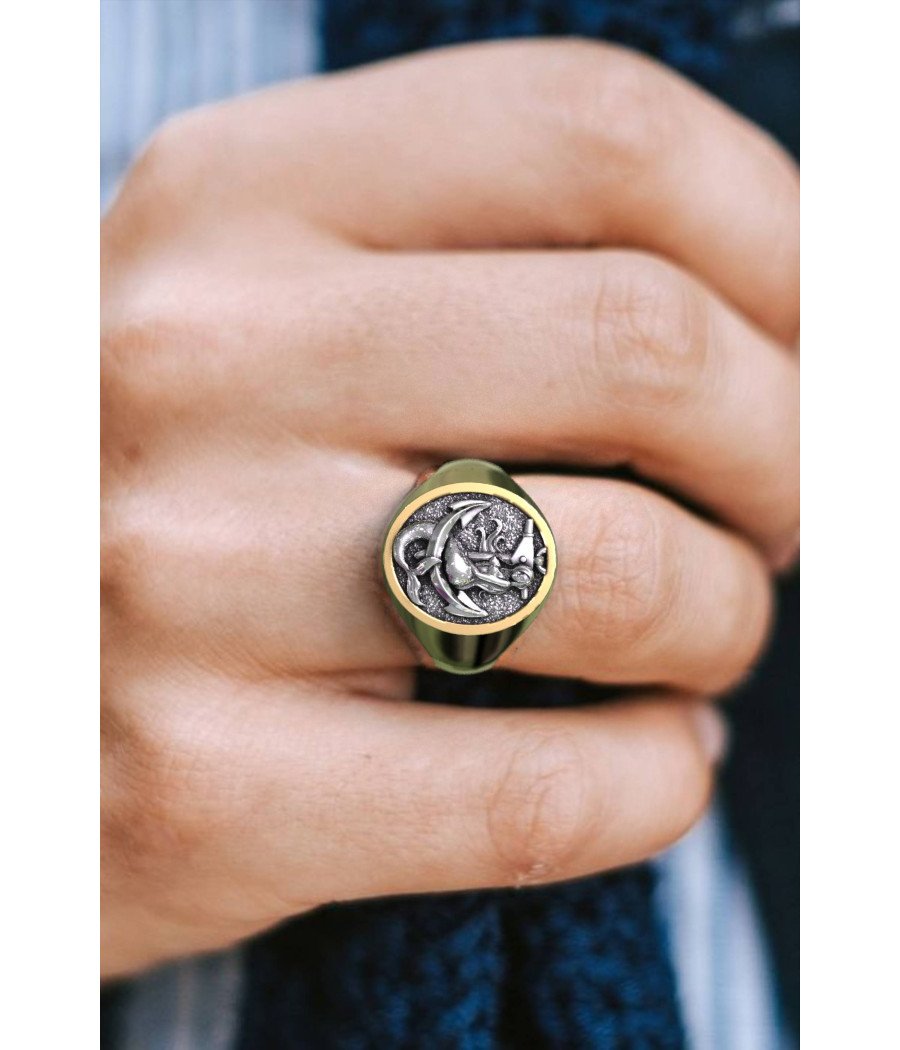 Luxurious Sea-Themed Ring 1004K