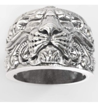 Кольцо-печатка ручной работы с рельефом "Лев" 0813