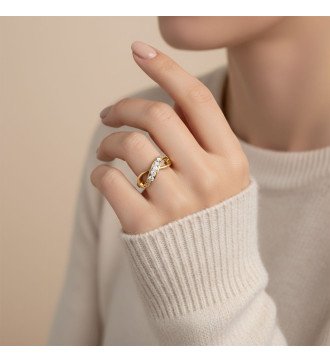 Anello Infinity da donna Chevalier in oro giallo, fatto a mano