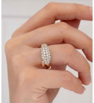 Модное кольцо с дельфином из розового золота 9к и белых камней