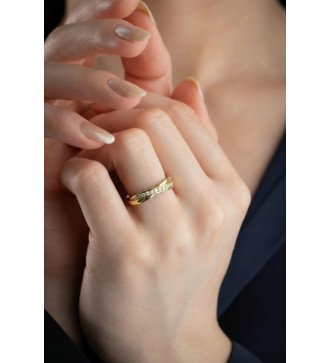 Anillo de mujer Diseño minimalista de oro 9K con zirones