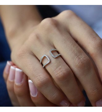 Regalo lujoso para su anillo Chevalier de Oro Blanco de 9