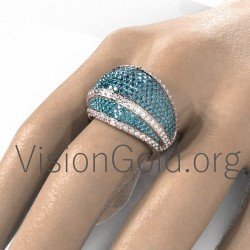 Handgefertigter 18 Karat Ring mit Diamanten im Brillantschliff