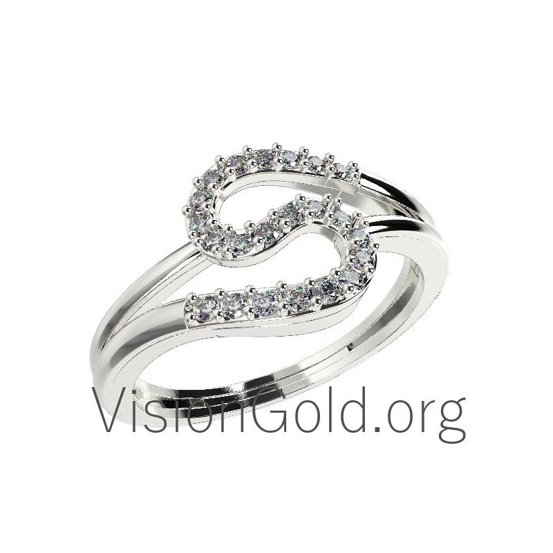 Anillo de oro con diamantes 0637
