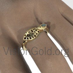 Goldring mit Mustern und Diamanten 0670
