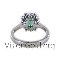 18 Carats Elegant Designer  Ladies Emerald Cut Ring Green Amazing Emerald And Natural Diamonds 0922