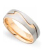 Anneaux de mariage en argent et en or