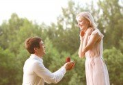 10 Ρομαντικές ιδέες για πρόταση γάμου την ημέρα του Αγίου Βαλεντίνου